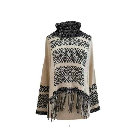 Miss Me Rare Bohemian Southwestern Navajo Fringe Turtleneck Sweater Size M/L - Picture 1 of 12